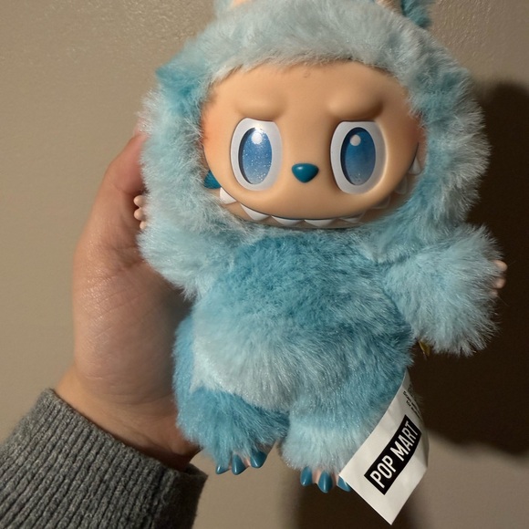 Labubu - Picture 1 of 4